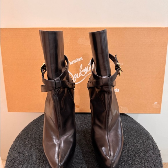 Louboutin Platform Equestria Boots - Picture 5 of 5